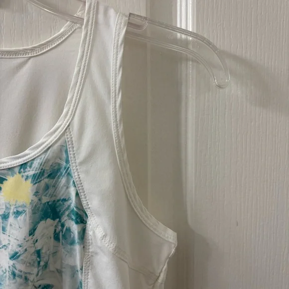 Lija XS Performance Tank Top - Picture 6 of 14